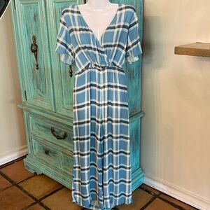 Women’s Size Small Jumper NWT